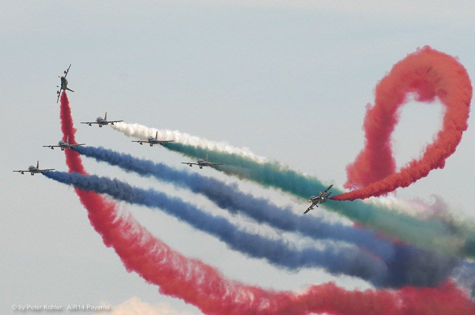 %_tempFileNamecomp_Air14_D300s%20160-%